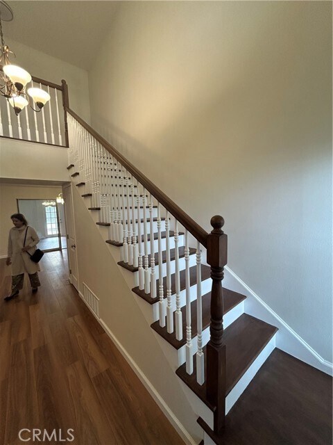 Building Photo - 852 Glenwick Ave