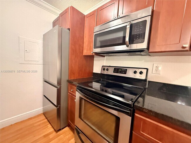 Building Photo - 15570 SW 105th Ln