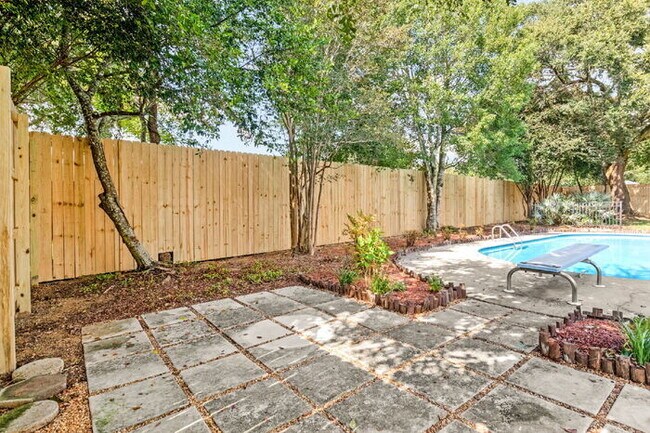 Building Photo - AVAILABLE NOW – $3,000/MONTH – ALL UTILITIES + LAWN SERVICE + POOL SERVICE INCLUDED!
