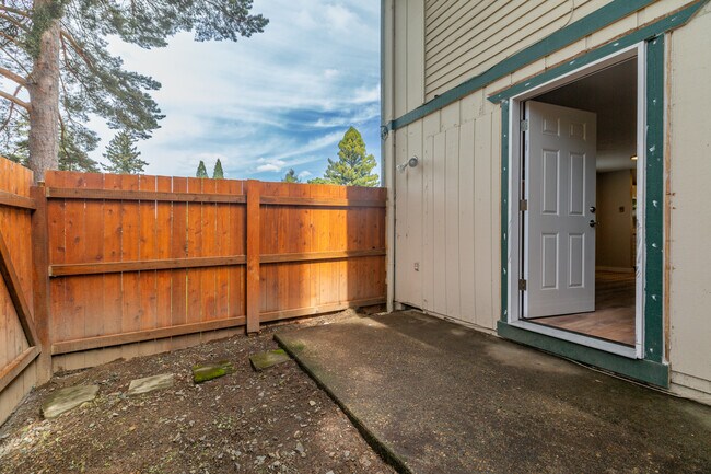 Building Photo - 12387 SW Walnut St