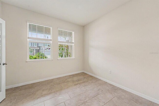 Building Photo - 3221 Living Coral Dr