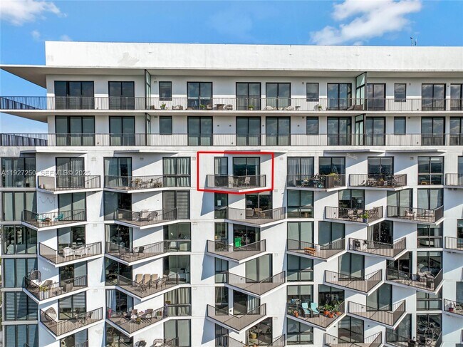 Building Photo - 5300 Paseo Blvd