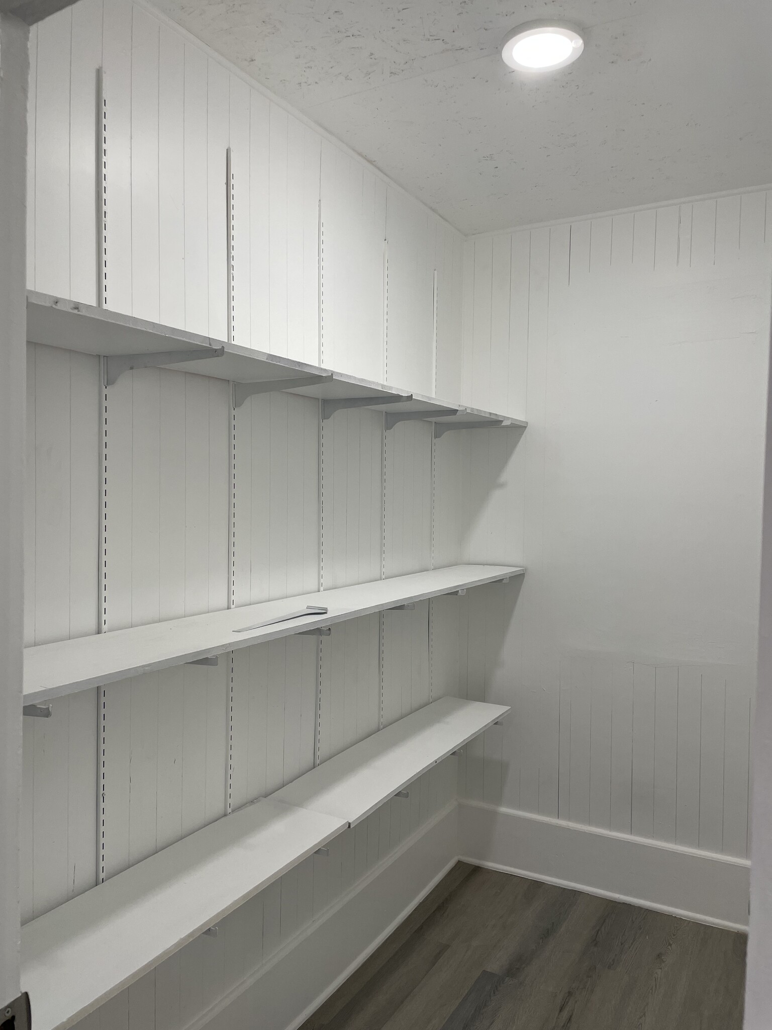 PANTRY ROOM - 161-163 Deacon St