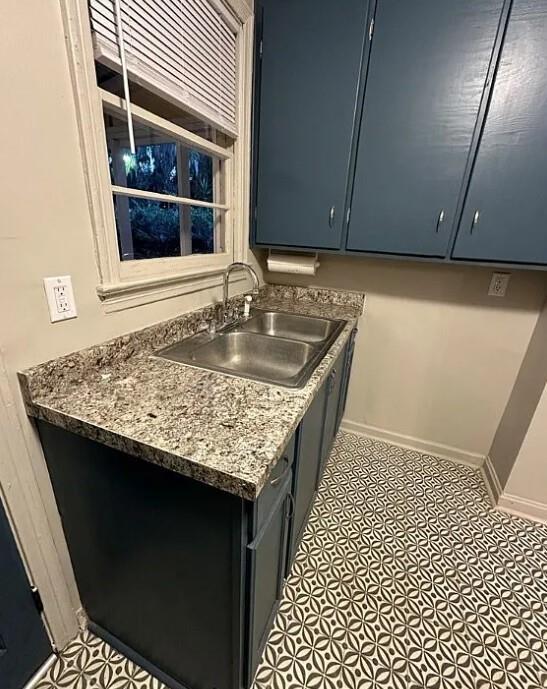 Building Photo - 612 Albany St