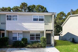 Building Photo - 821 Von Kolnitz Rd