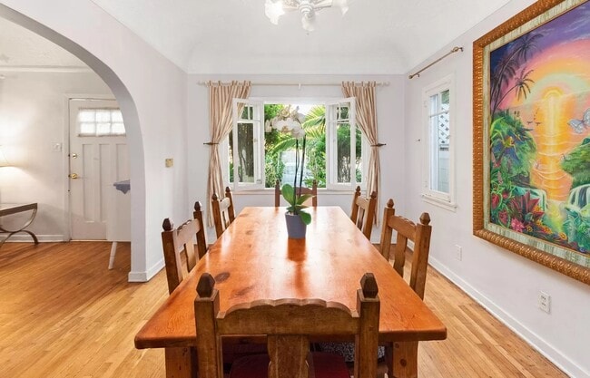 Building Photo - 3110 Highland Ave