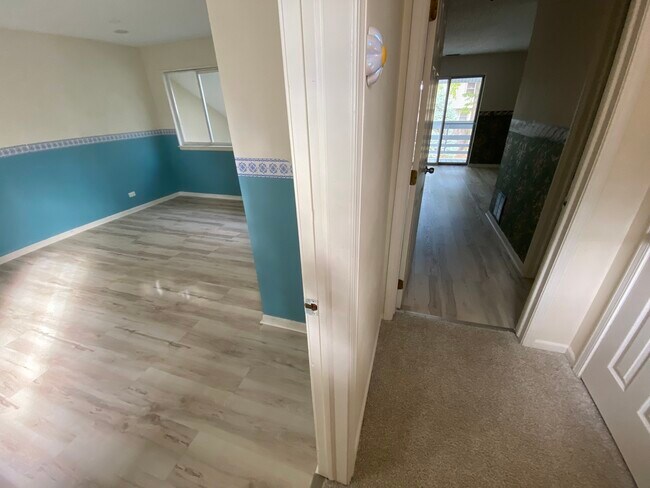 Building Photo - 1283 Ranchview Ct