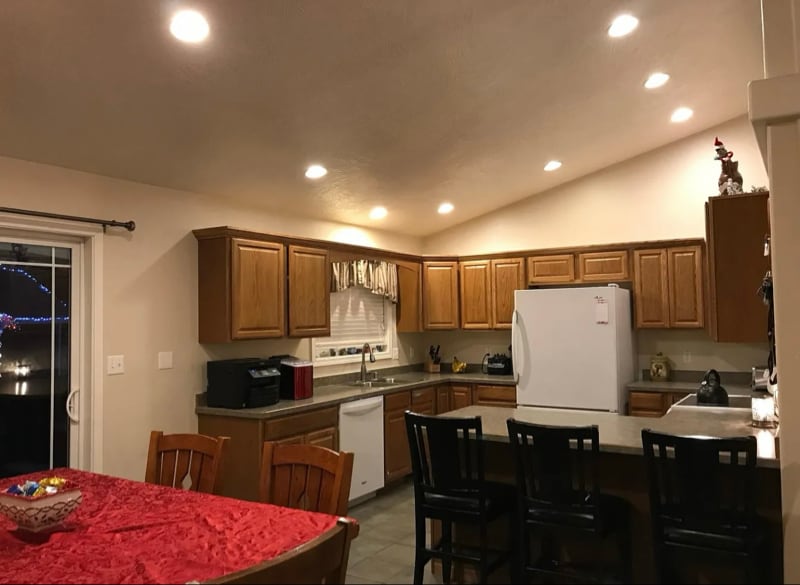 Building Photo - 3304 2nd St NE