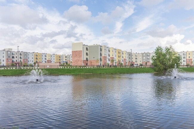 Building Photo - 11777 Nicholson Dr