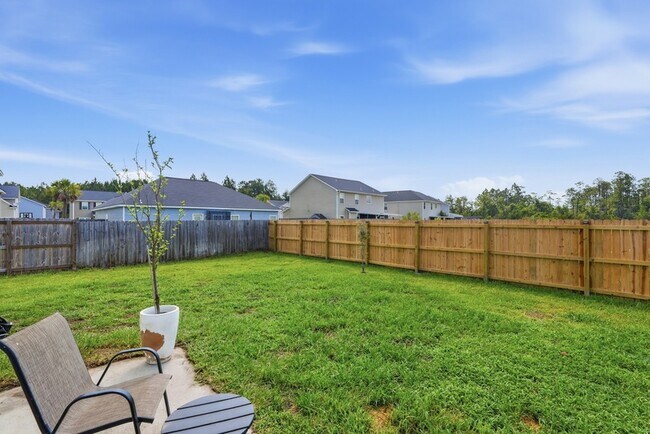 Building Photo - 1597 Longleaf Ct