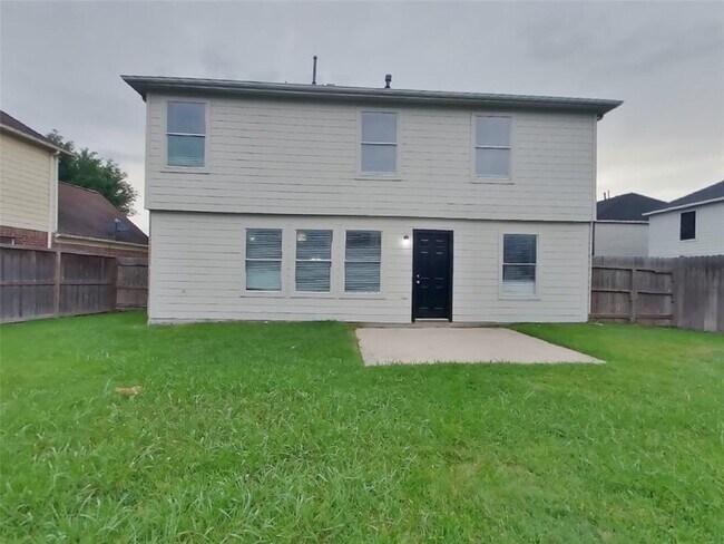 Building Photo - 15322 Acorn Green Ct