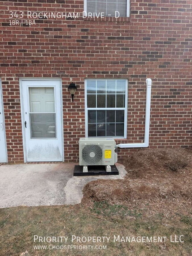 Building Photo - 343 Rockingham Dr