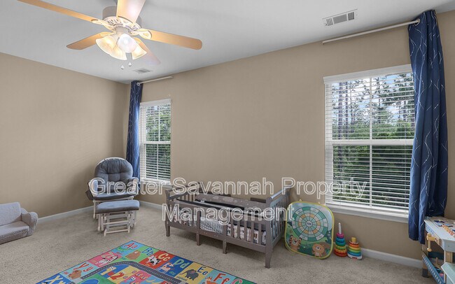 Building Photo - 113 Greystone Dr