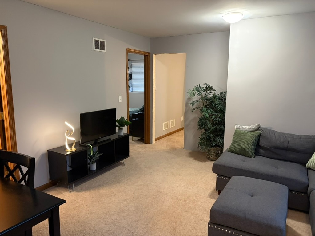 semi private living space - 701 Blackstone Ct