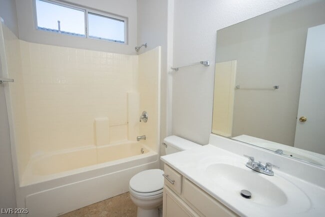 Building Photo - 1113 E Hammer Ln