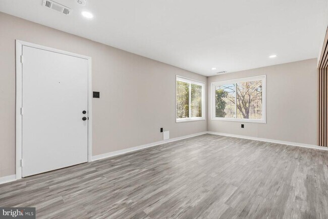 Building Photo - 18323 Allspice Dr