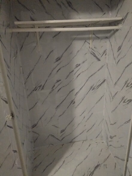 Building Photo - 2380 S Bardell Ave