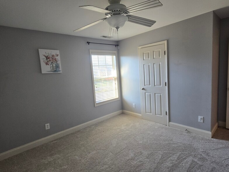 Building Photo - 17001 Piton Way