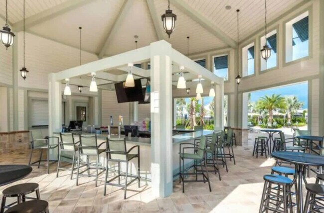 Building Photo - 2641 Scrapbook St