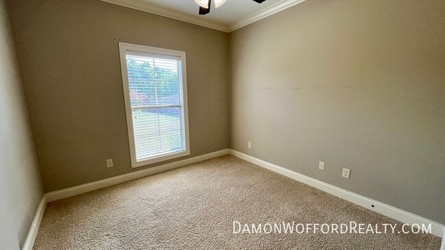 Building Photo - 117 Memory Lane