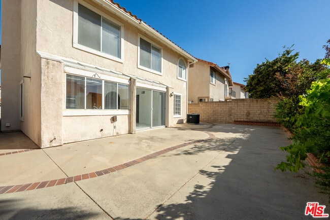 Building Photo - 12023 Stone Gate Way