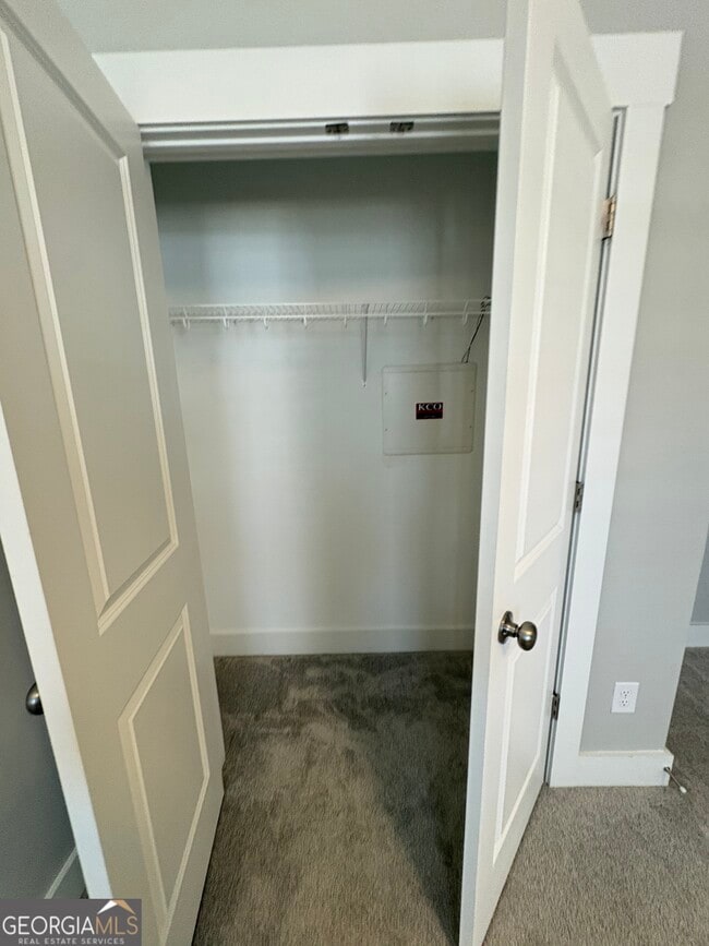 Building Photo - 1104 Thomas St