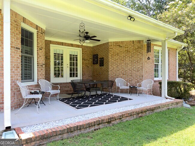 Building Photo - 12609 Old Well Ct
