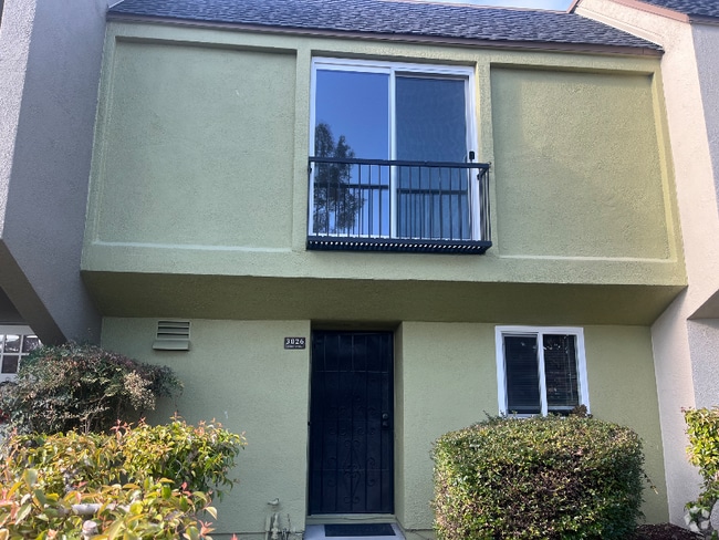 Building Photo - 3026 Cerro Vista