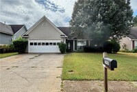 Building Photo - 2900 Camelot Woods Dr NW