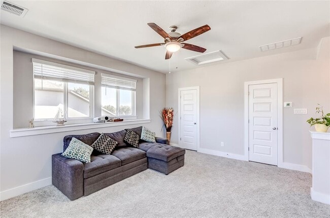 Building Photo - 3020 Sage Ranch Dr