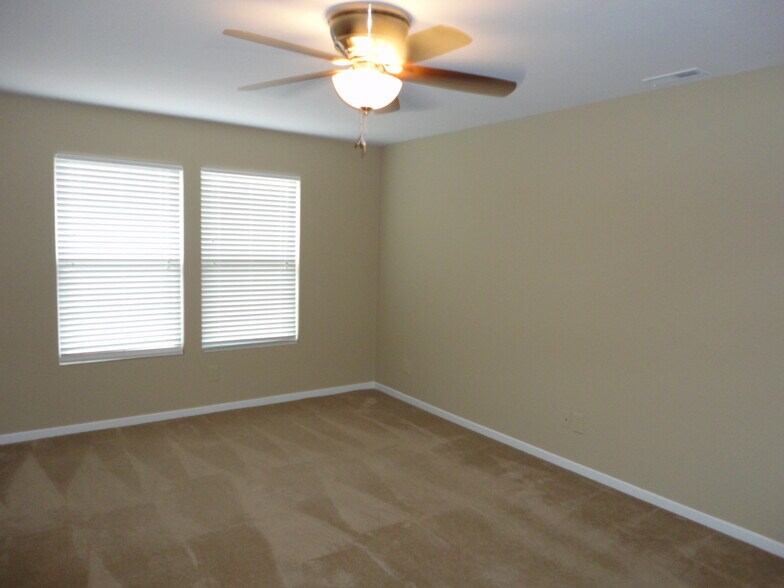 Building Photo - 8457 S Firefly Dr