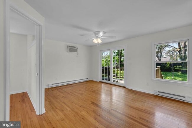 Building Photo - 107 Winchester Ave