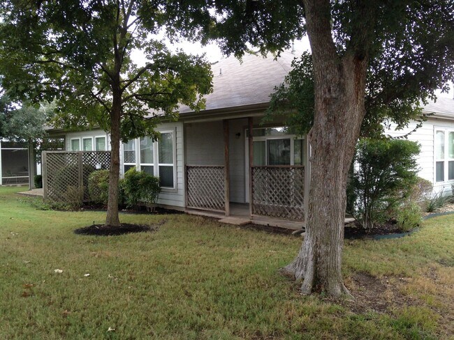 Building Photo - 106 Bowie Cir