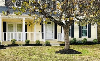 Building Photo - 6727 Mink Ct