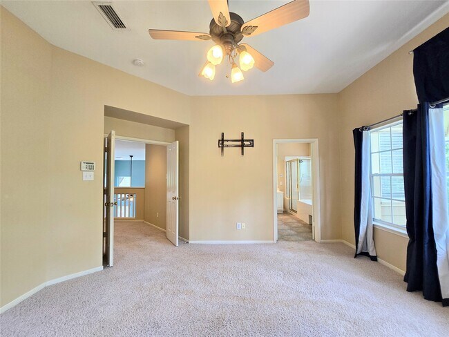 Building Photo - 134 W Greywing Cir
