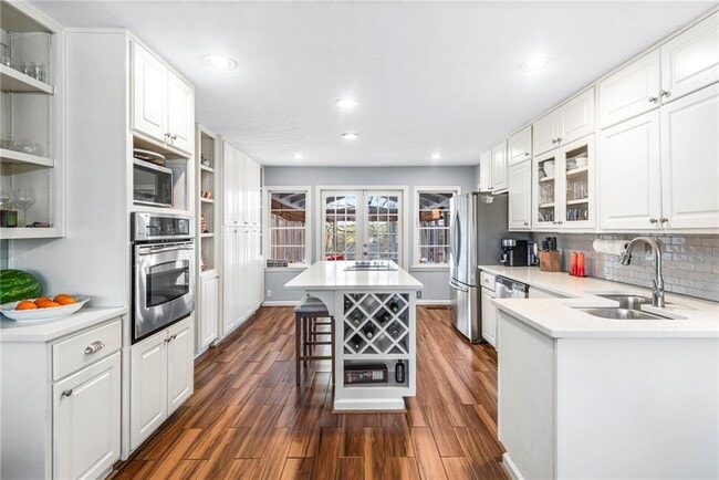 Building Photo - 5334 Harris Cir