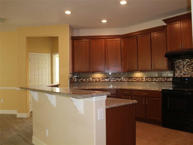 Building Photo - 12067 Sumter Dr