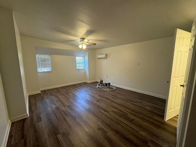 Building Photo - Spacious, remodeled 4 Bed, 2 Bath Home in Lubbock, TX
