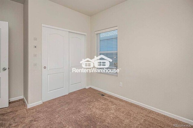 Building Photo - 488 Vista Blvd