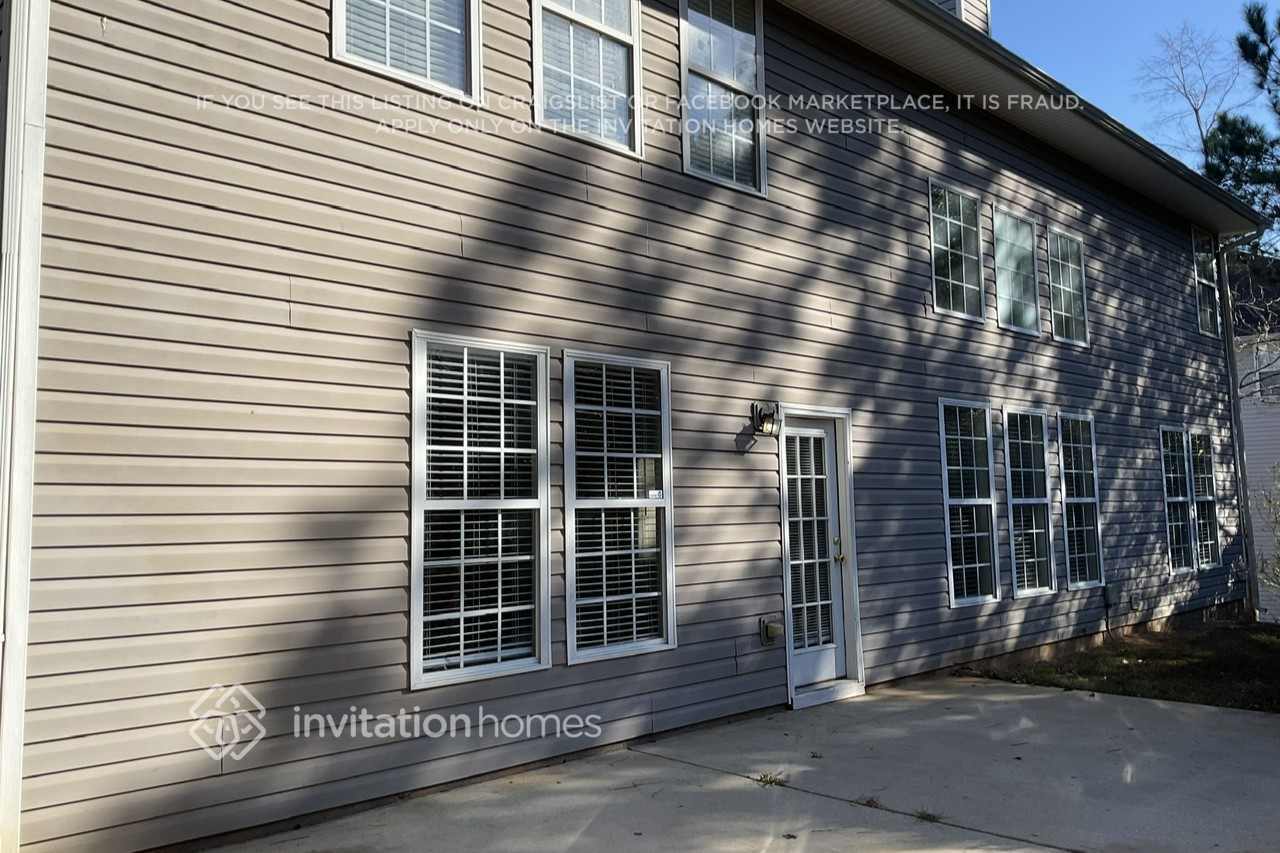 Building Photo - 4390 Split Creek Dr