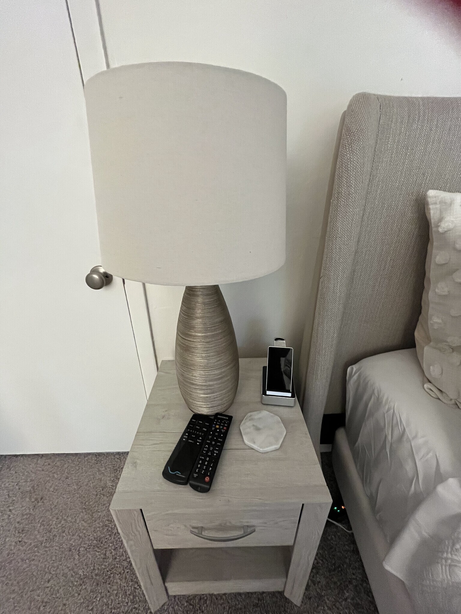 Wireless Charger - 233 Emory Pl