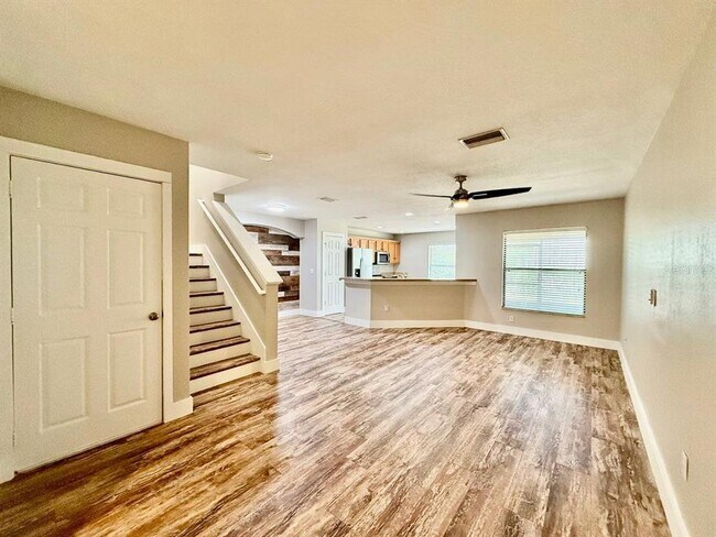 Building Photo - 2409 Hibiscus Bay Ln