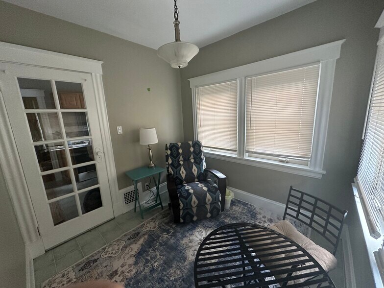 Building Photo - 2533 Valley View Ct