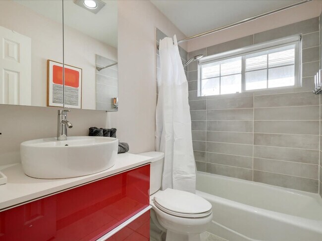 Building Photo - 4215 Voss Hills Pl