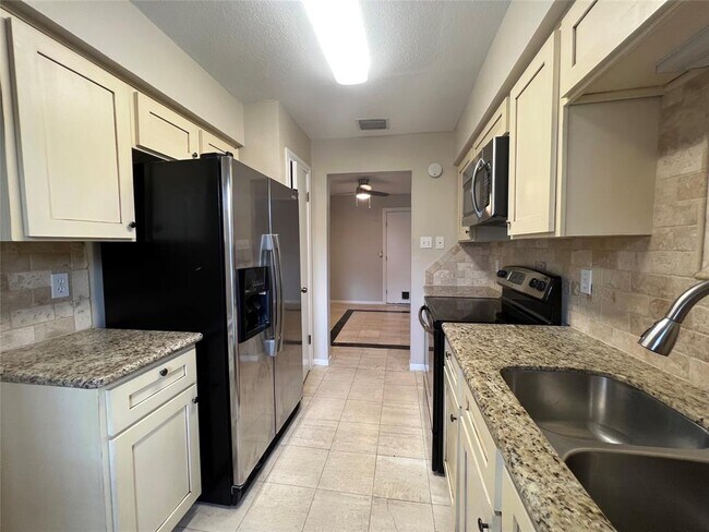 Building Photo - 1201 Bering Dr