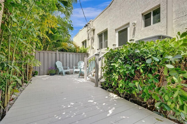 Building Photo - 62 NE 26th St