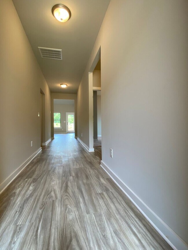 Building Photo - Home for Rent in Pinson, AL!!! Available NOW!