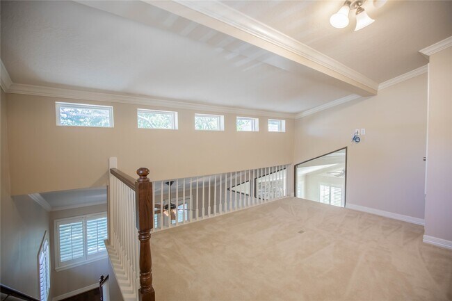 Building Photo - 1627 Fall Valley Dr