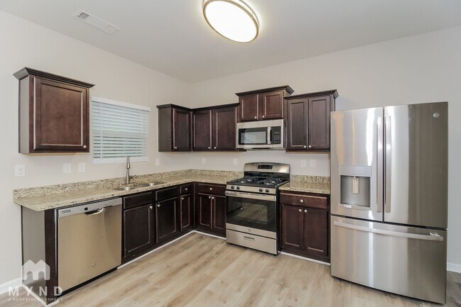 Building Photo - 376 Scotland Dr