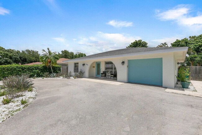 Building Photo - 3520 Bolero Way